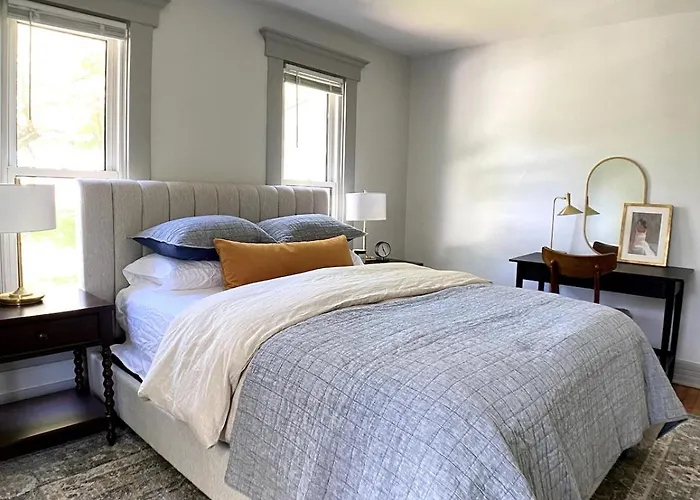 Welcome To The Fulton Cottage!